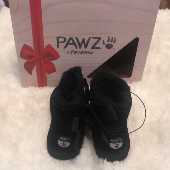 NWT PAWS by BEARPAW kids size 10 Boot - Picture 3 of 6